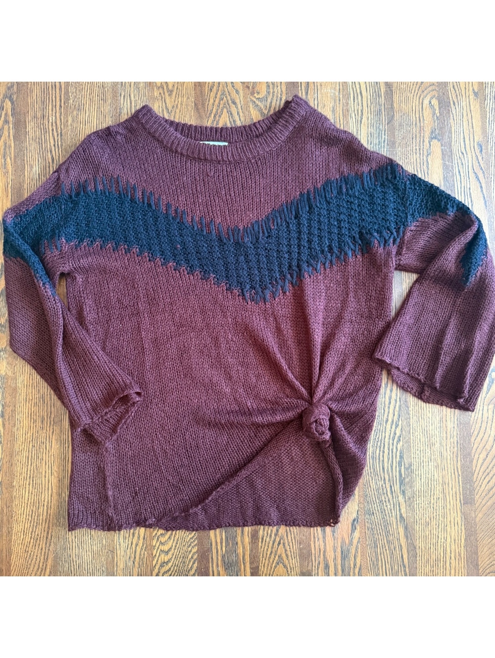 Moon River Women’s Maroon Burgundy Oversized Knit Chevron Sweater Size Medium